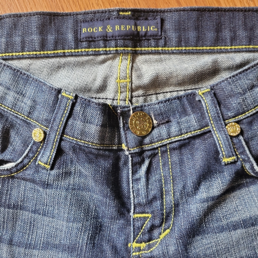 Rock & Republic Boot Jeans - Picture 3 of 6